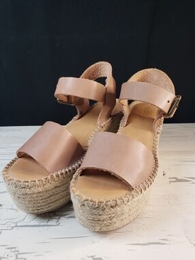 Soludos 'Minorca' Platform Espadrille Sandals in Nude Tan Leather - size 7